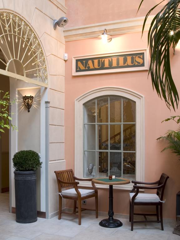 Boutique Hotel Nautilus Tábor Exterior foto